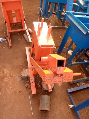 Interlocking Block Machine/Single Block/00
