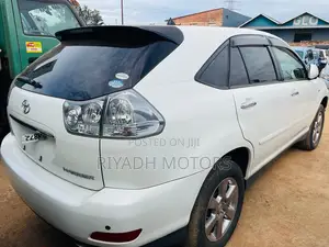 Toyota Harrier 2.4 2011 White