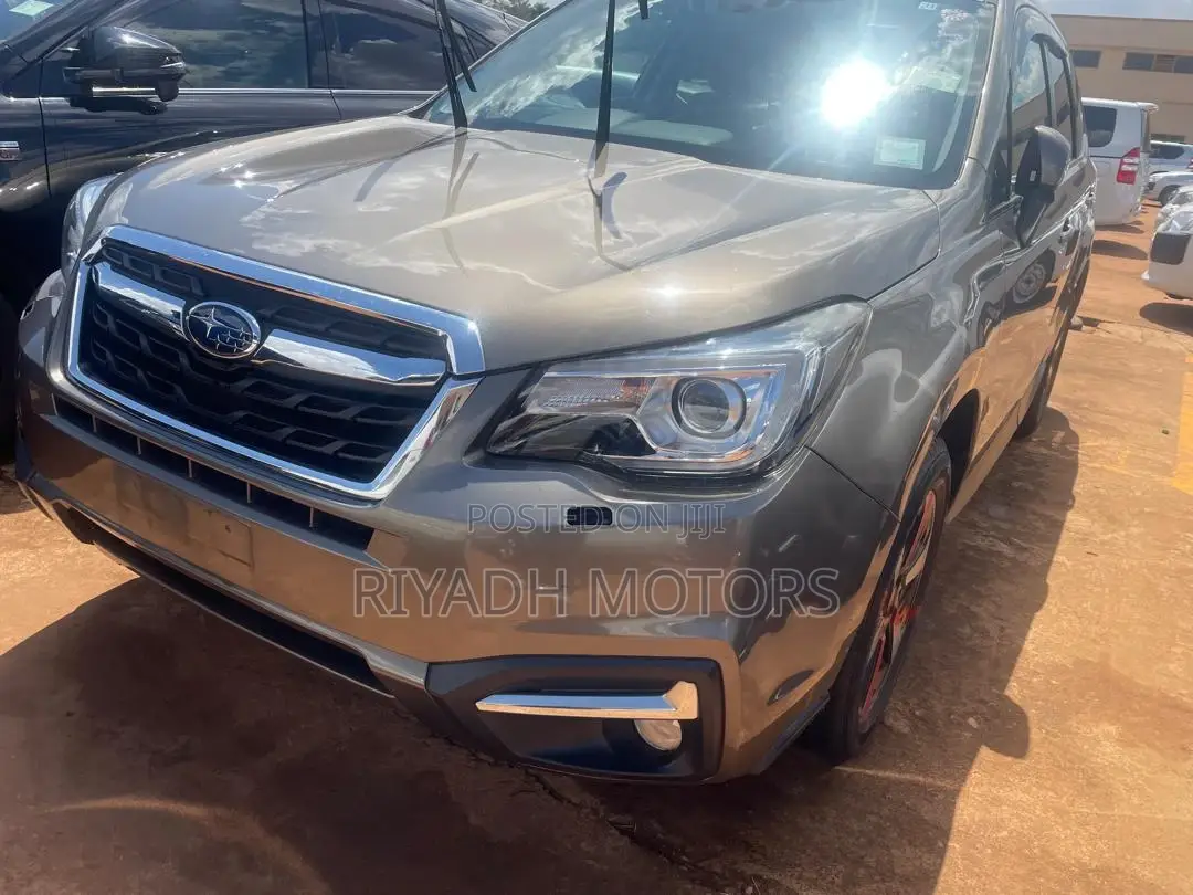 Subaru Forester 2.0XT Premium AWD 2017 Gray