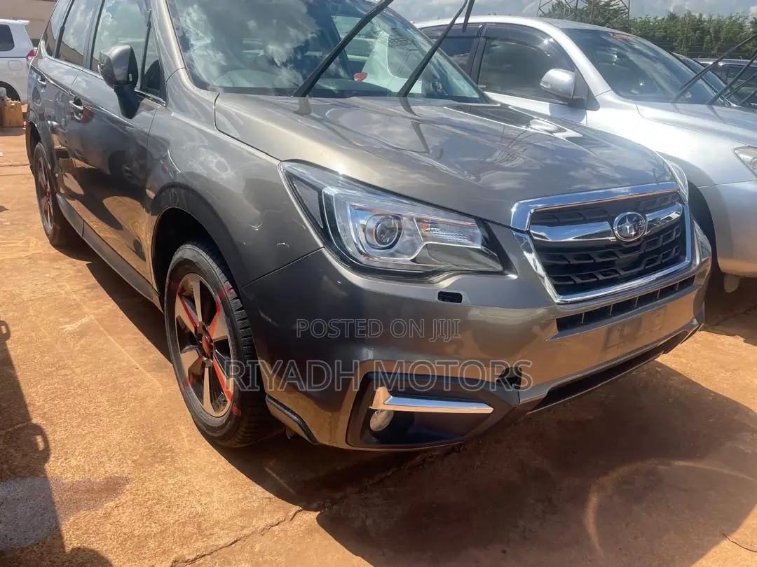 Subaru Forester 2.0XT Premium AWD 2017 Gray