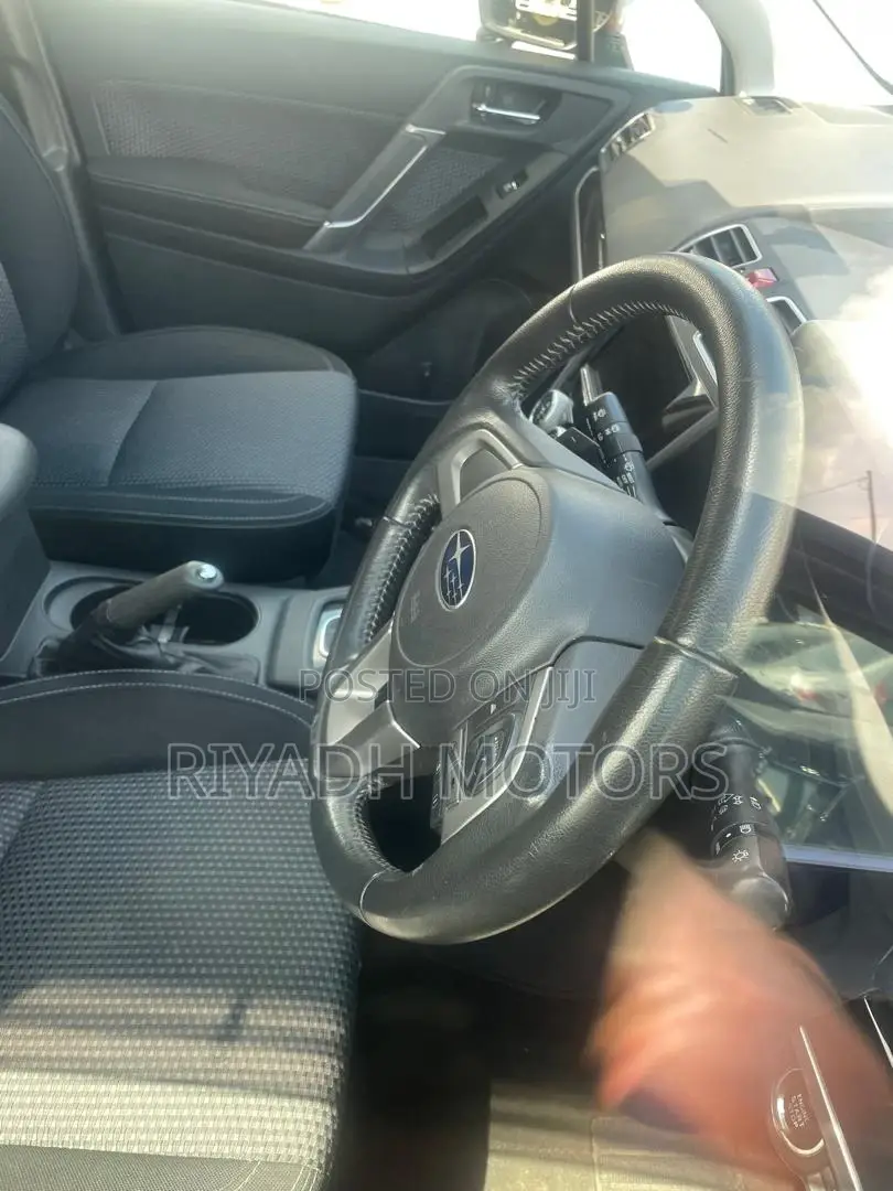 Subaru Forester 2.0XT Premium AWD 2017 Gray