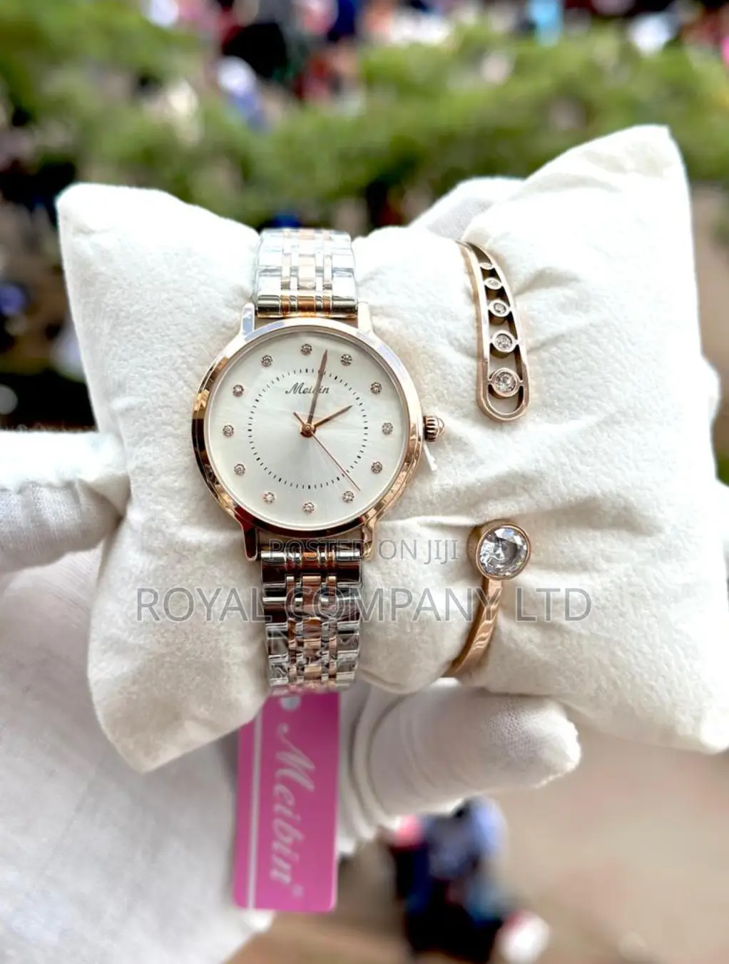 Women Watch /Blacelet