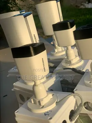 HIKVISION Smart Hybrid Light Camera