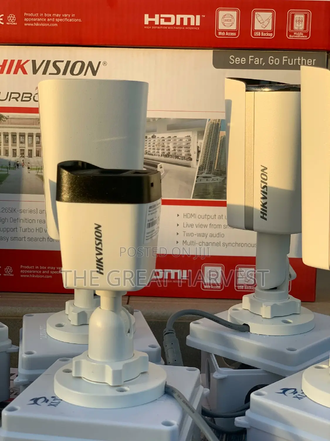 HIKVISION Smart Hybrid Light Camera