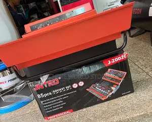 85pcs Socket Set.