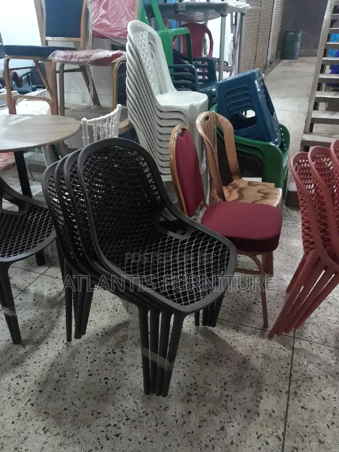 Black Restaurant Plastic Chairs