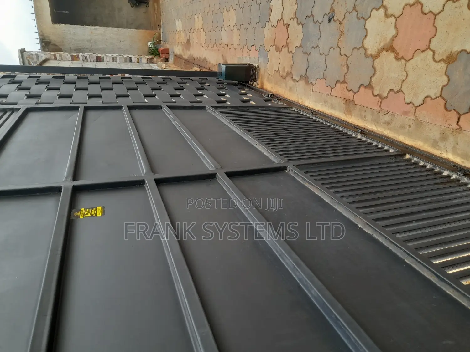 Automatic Sliding Gate Motor System. D5 Centurion