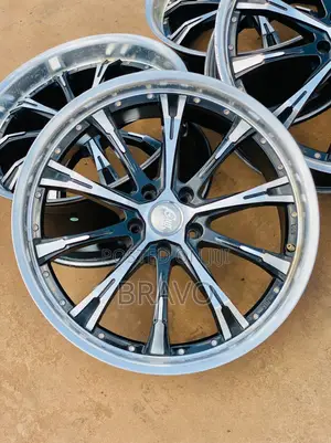 Rims for Harrier Size (20) Low Profile.