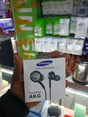 Anc Earphones Turned by Akg