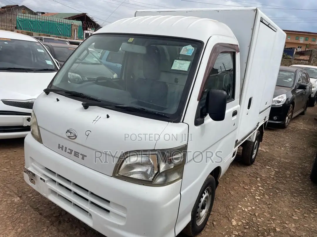 Daihatsu HIJET 2011 White