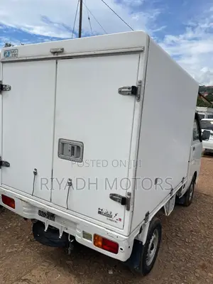 Daihatsu HIJET 2011 White