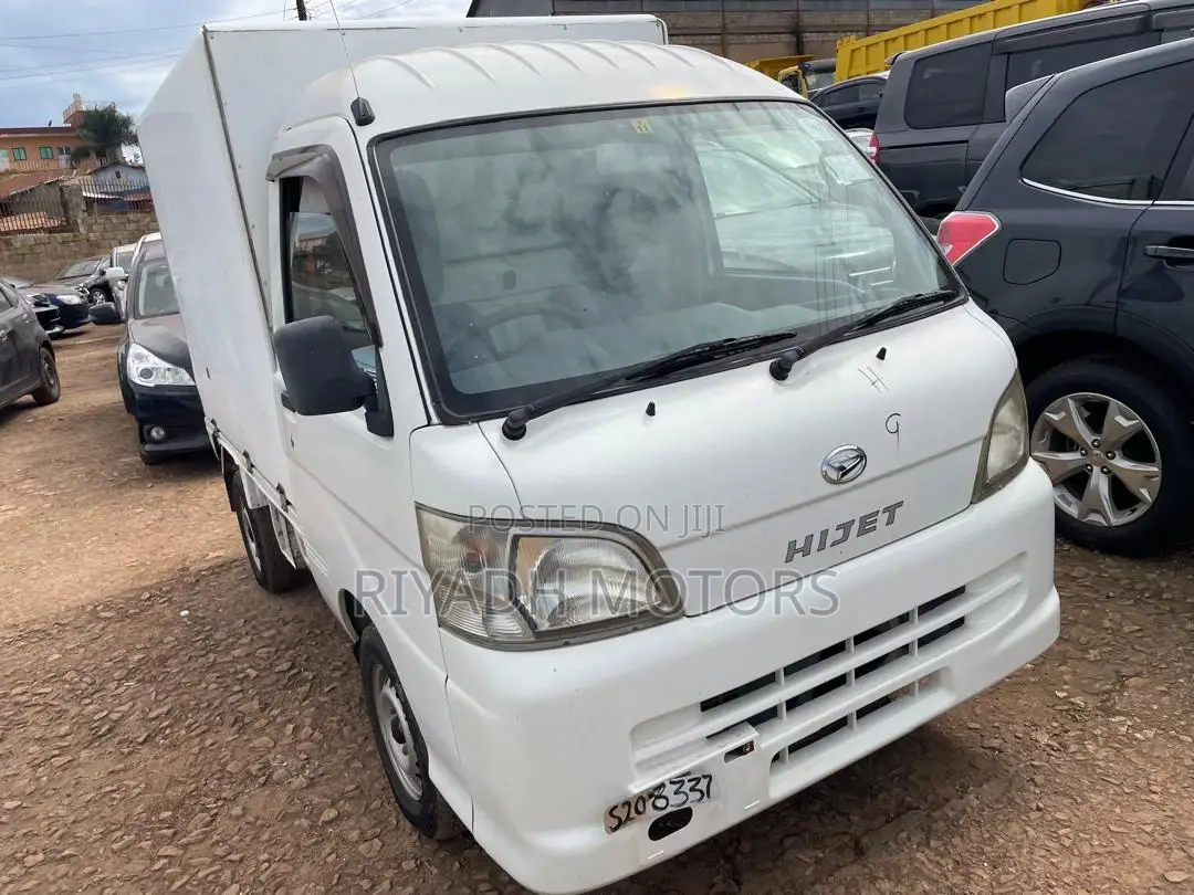 Daihatsu HIJET 2011 White