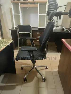 Recrainer Executive Director Office Chair