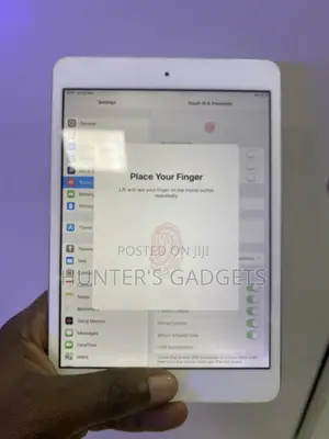 Apple iPad mini 4 128 GB White