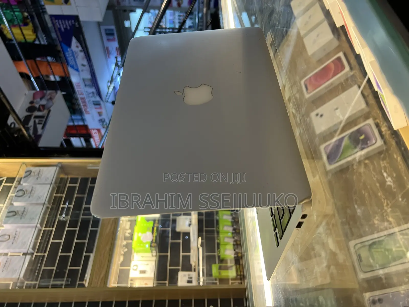 Laptop Apple MacBook Air 4GB Intel Core I3 SSD 128GB