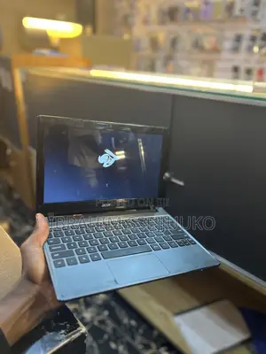 Laptop Acer 4GB Intel Celeron HDD 320GB
