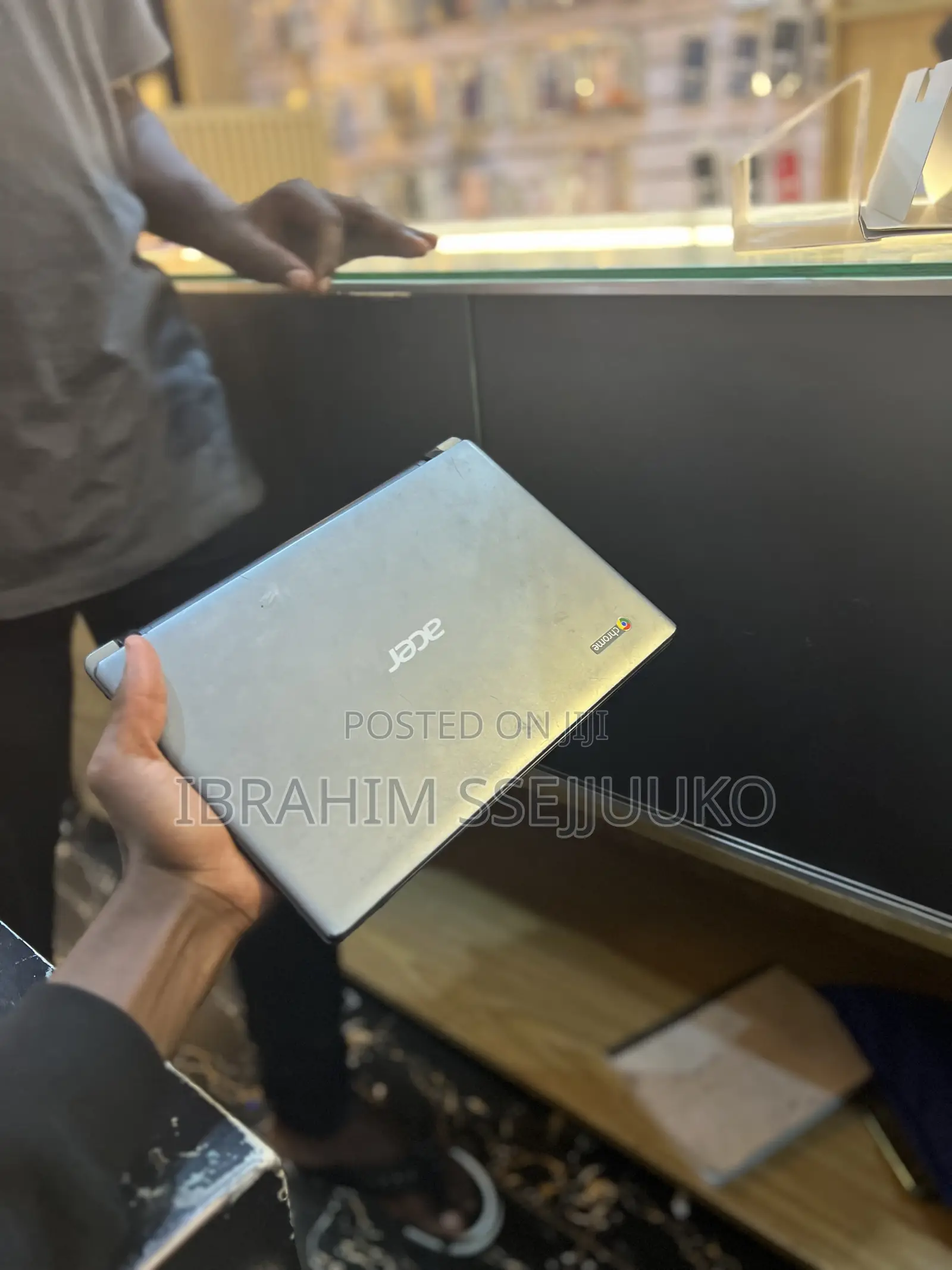 Laptop Acer 4GB Intel Celeron HDD 320GB
