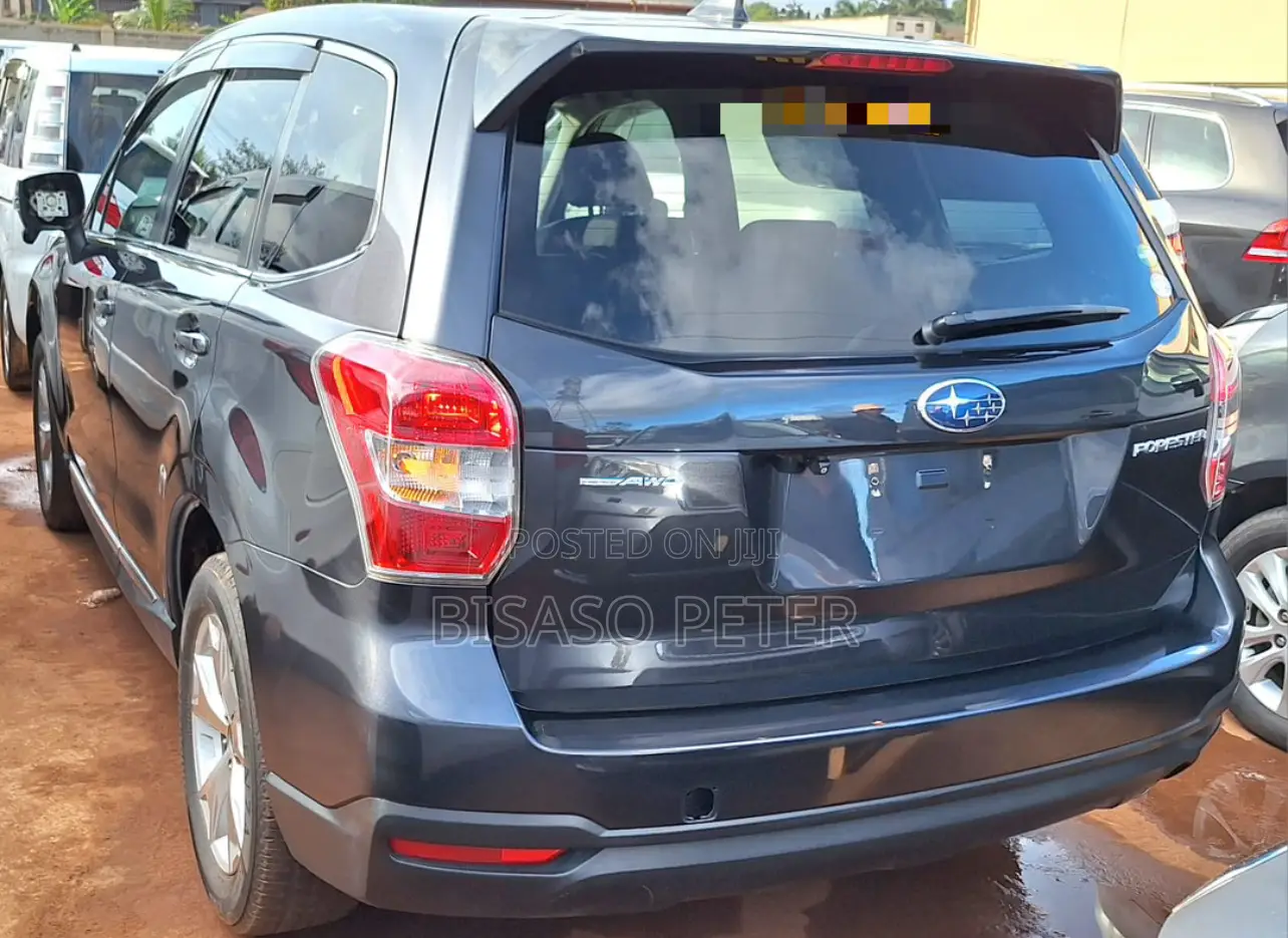 Subaru Forester 2015 Gray