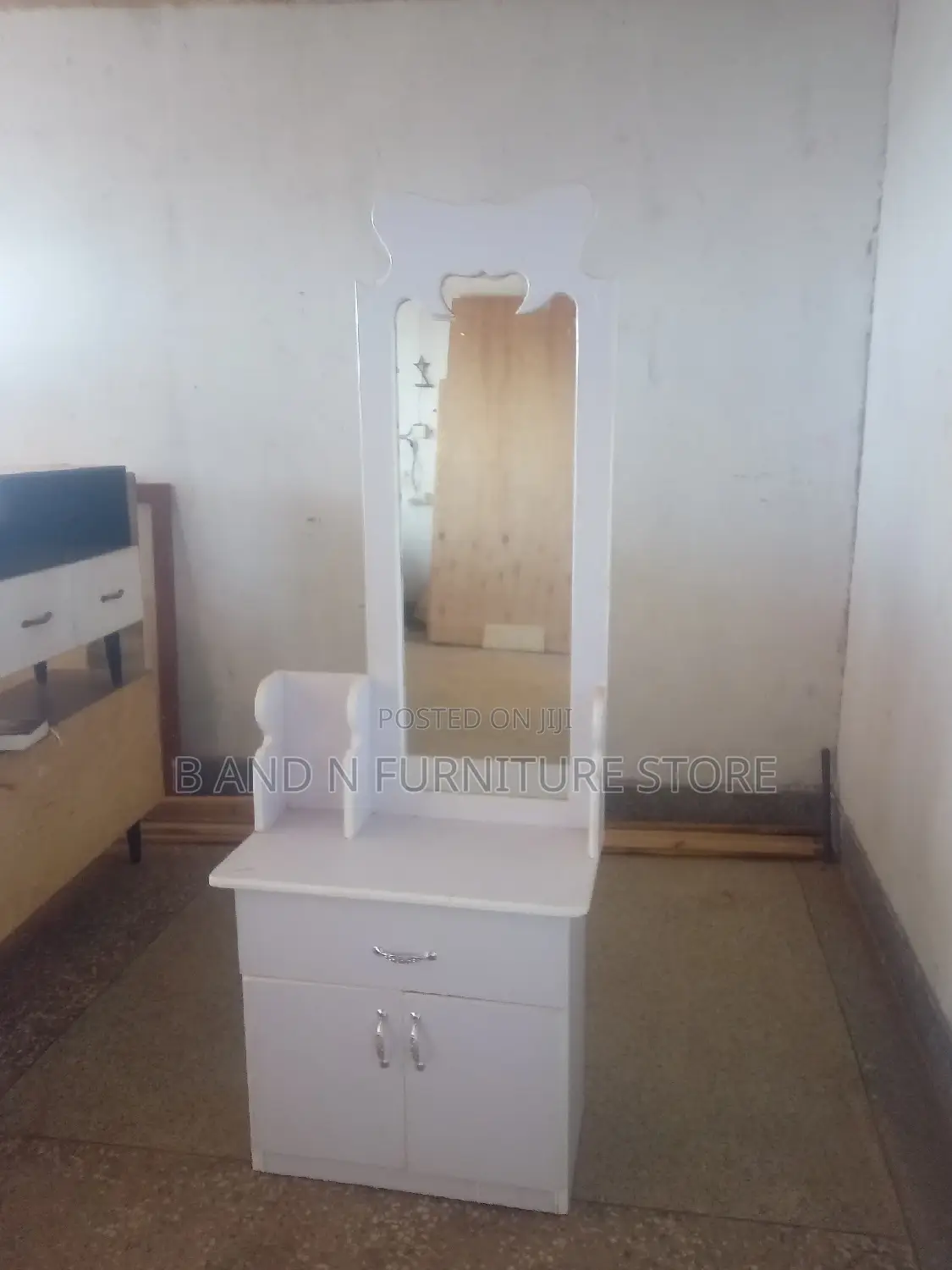 Fantastic Dressing Mirror