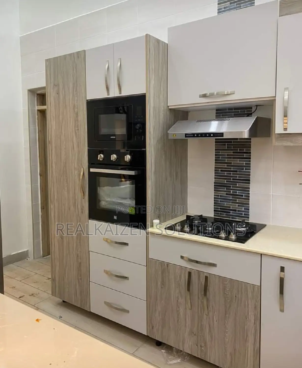 Singapore NEWMATIC Undermount Chimney Slim Kitchen Hood 90cm