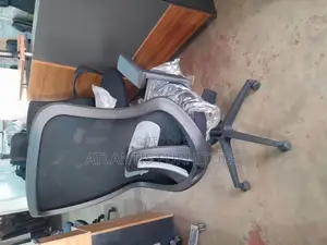 Nice High Back Office Chair