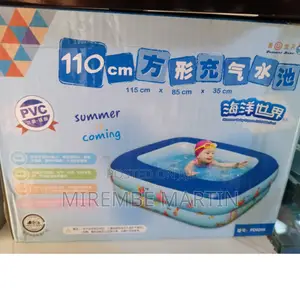 Portable Kids Swimming Pool .