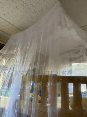 White Decker Mosquito Net