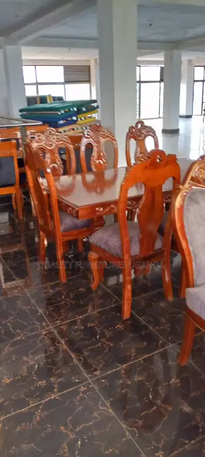6 Seater Dinning Table on Order