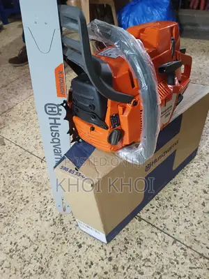Husqvarna Chainsaw 272