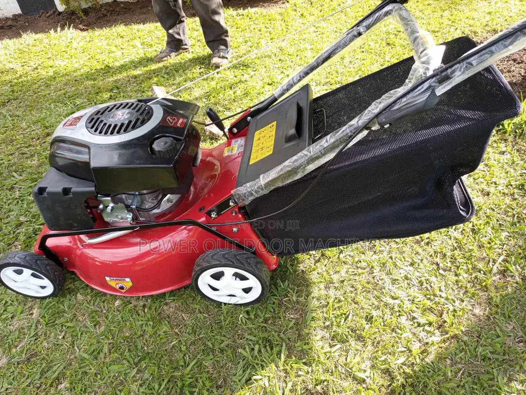 Honda 20" Lawnmore Self Drive