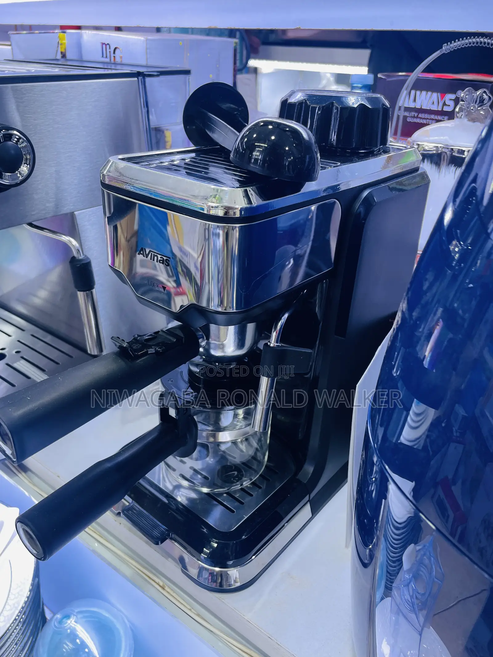 Avinas Coffee Maker