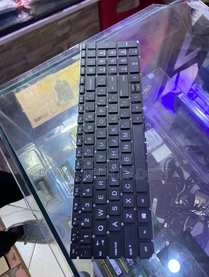 Hp 15-Da 1363nia Laptop Keyboard