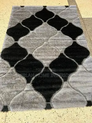 Quality Fluffy Carpets Center Table