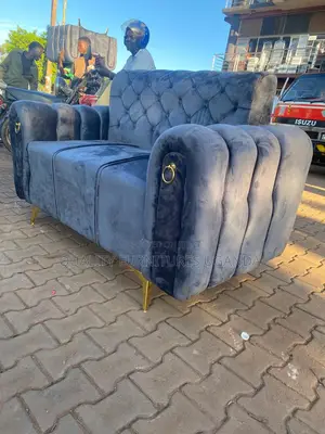 2 Seater Chesterfield Sofa Seat on Order
