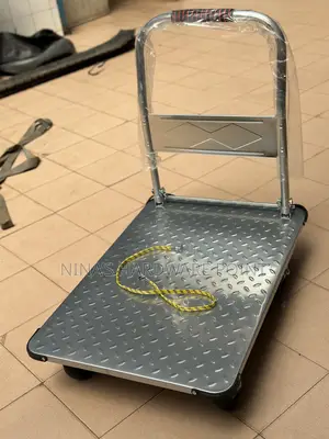 Trolleys (700kg )