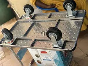 Trolleys (700kg )