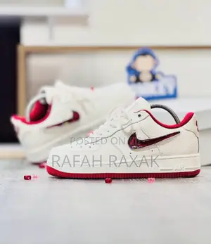 Original Unisex Nike Air Force 1 Low Valentines Day Sneaker