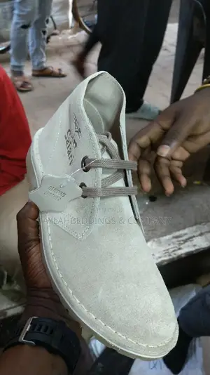 Bata Track Safari