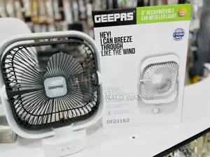 Rotating Geepas Table Fan