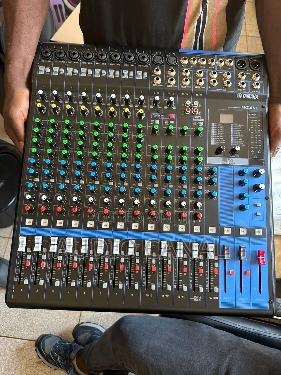 Yamaha Live Mixer