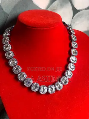 Iced Out Necklaces / Chains