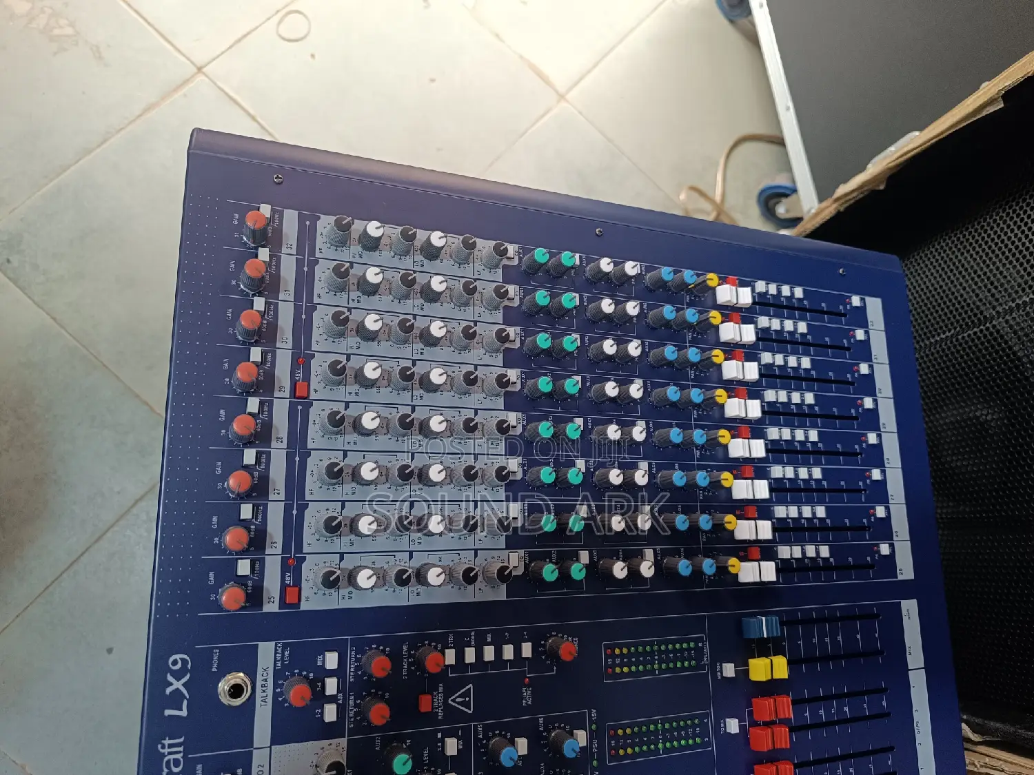 Soundcraft LX 9 32 Mixing Console