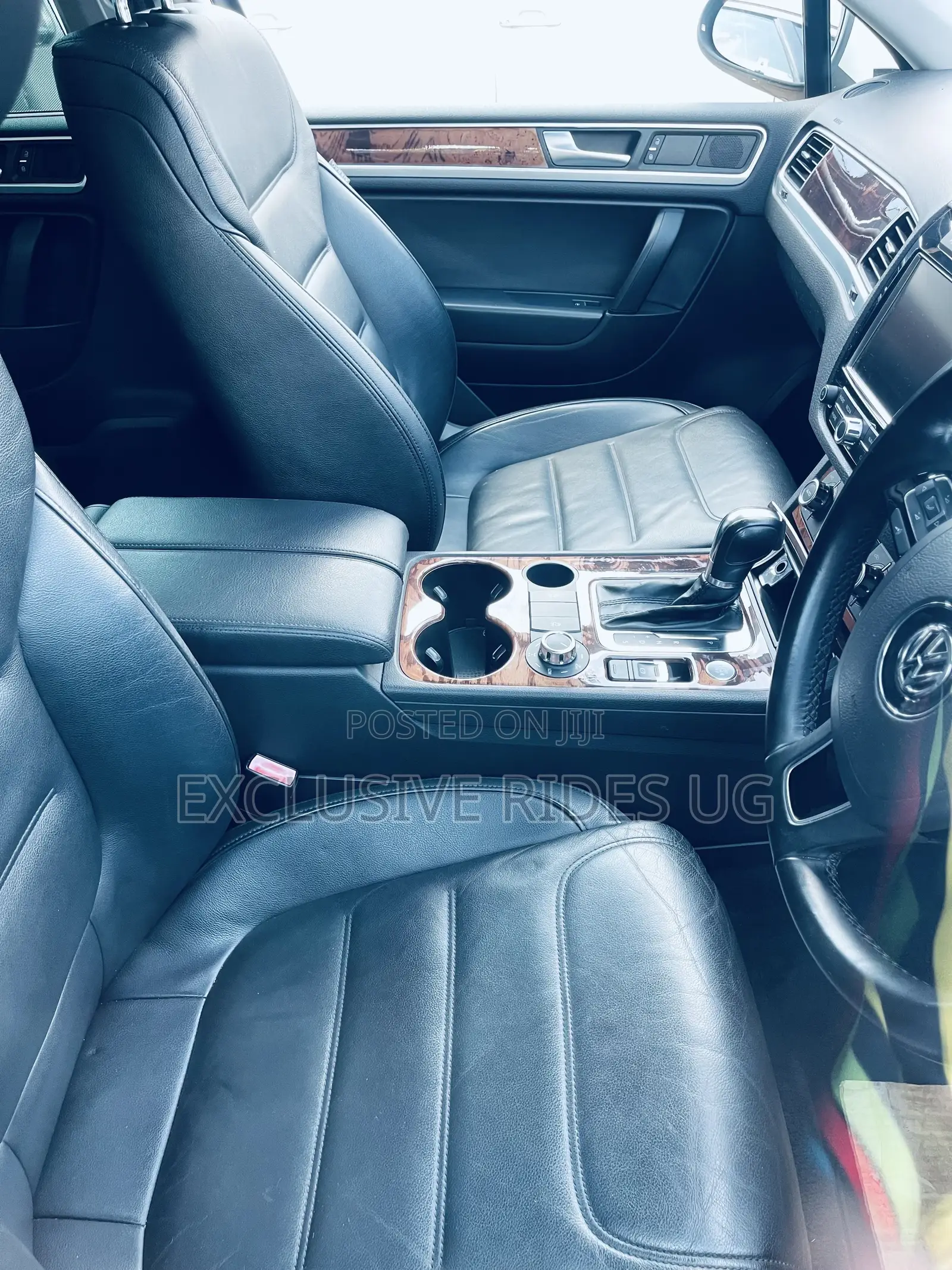 Volkswagen Touareg 2012 White
