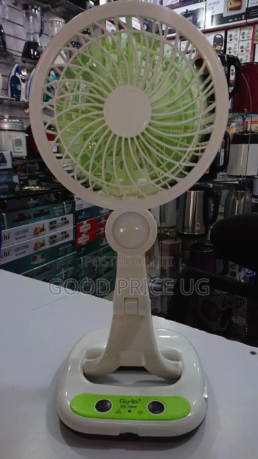 Portable Mini Table Fan.