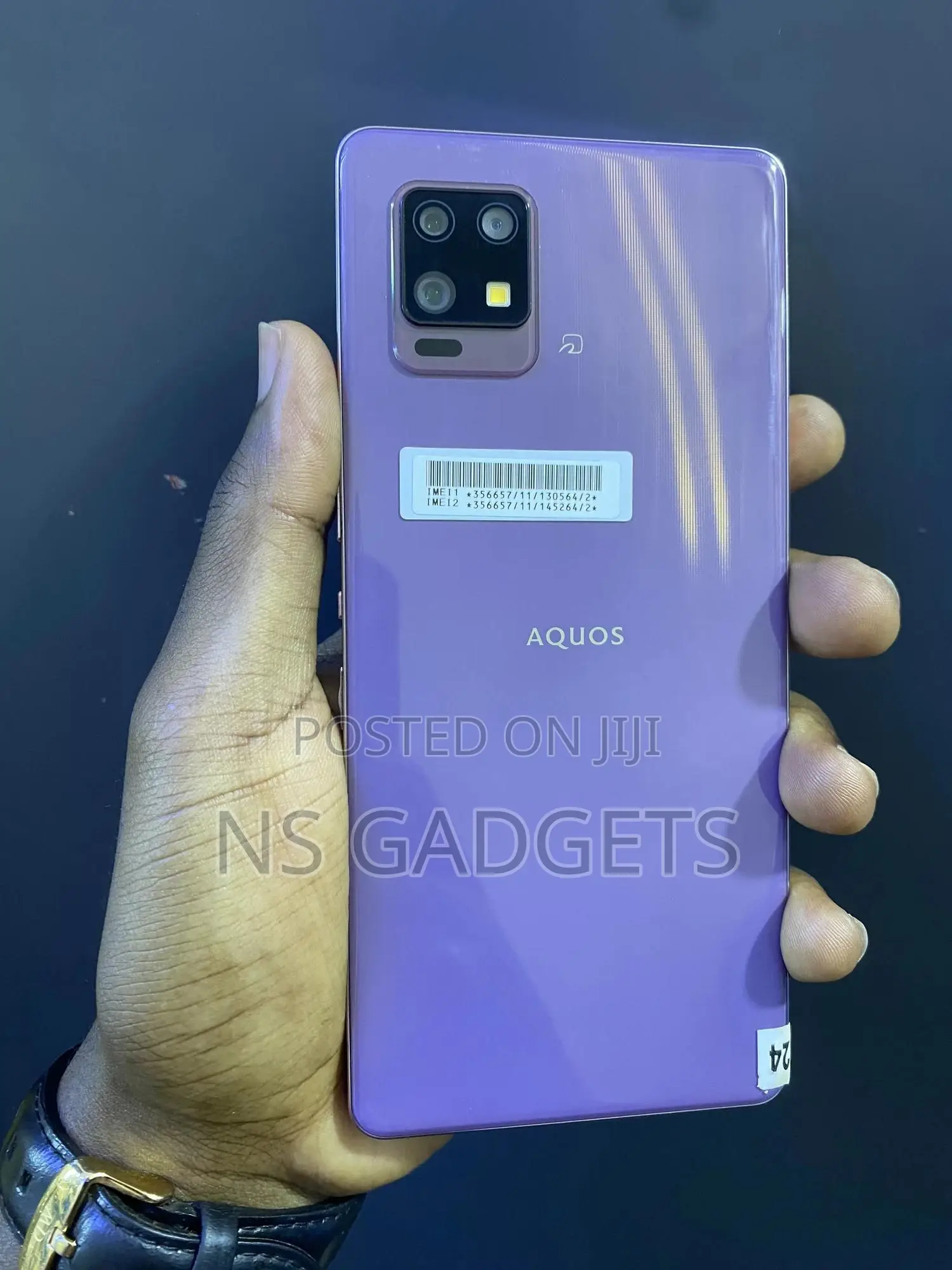 Sharp Aquos zero6 128 GB Purple