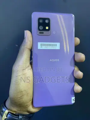 Sharp Aquos zero6 128 GB Purple