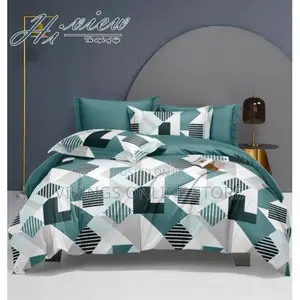 5*6 Duvet With One Bedsheet and Two Pillowcases- Green White