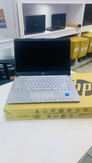 New Laptop HP 14S 8GB Intel Core I3 SSD 512GB
