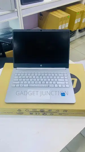 New Laptop HP 14S 8GB Intel Core I3 SSD 512GB