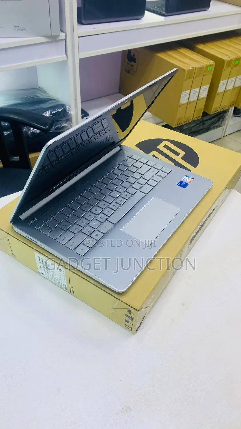 New Laptop HP 14S 8GB Intel Core I5 SSD 512GB